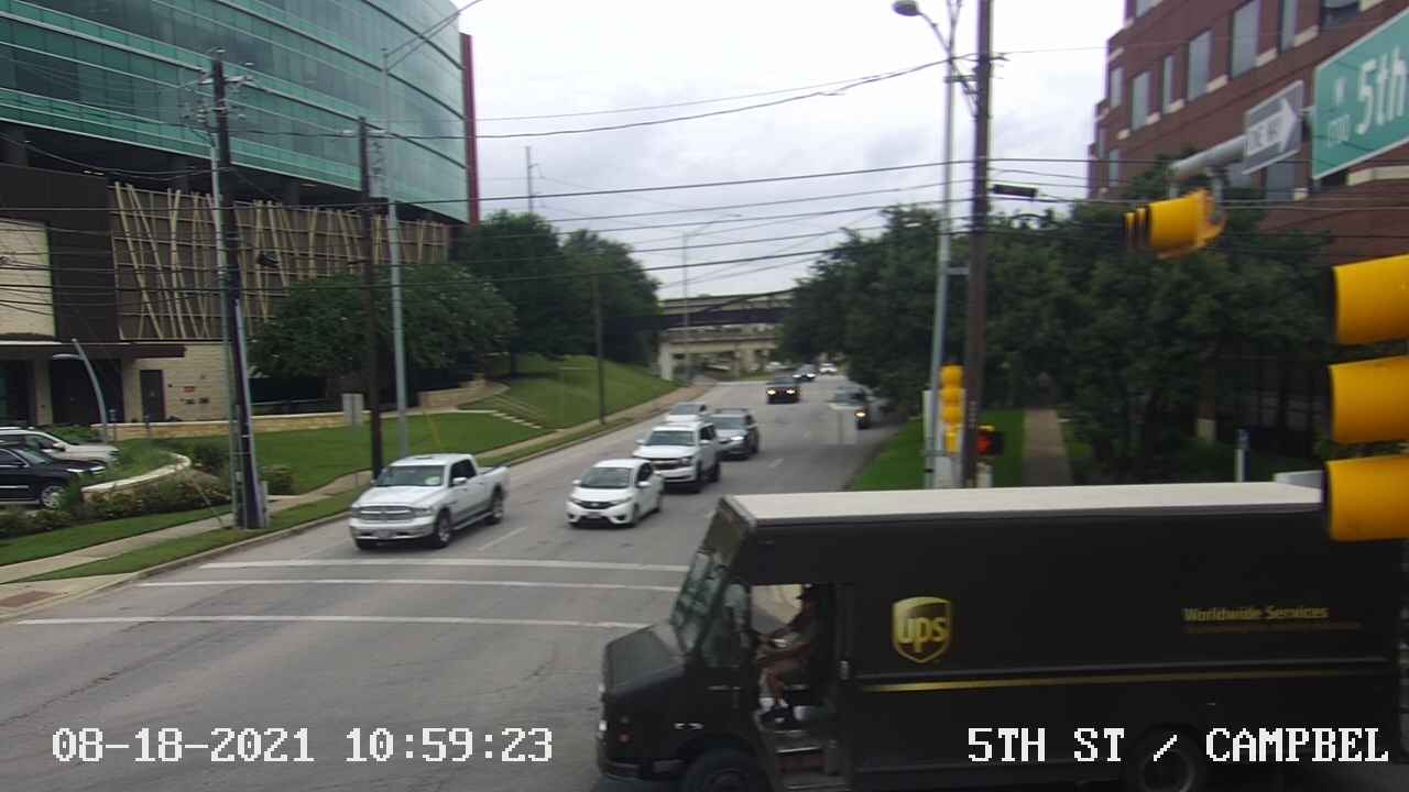 Traffic Cam  5TH ST / CAMPBELL ST