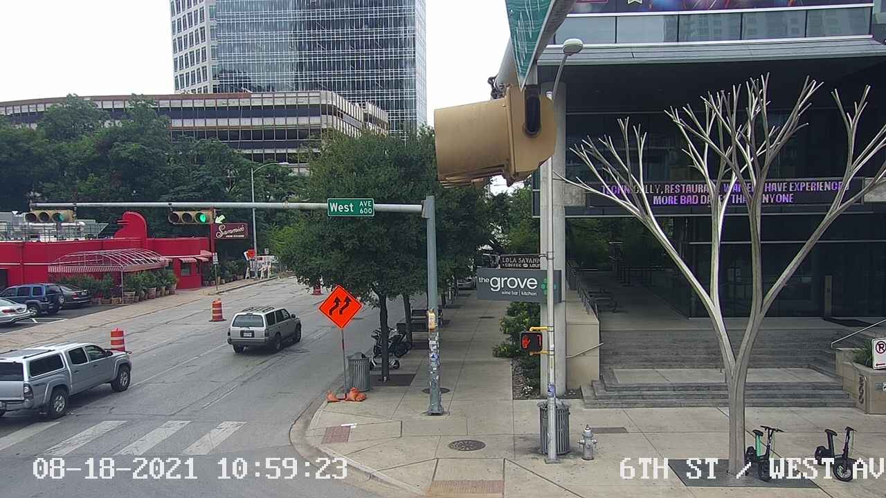 Traffic Cam  6TH ST / WEST AVE