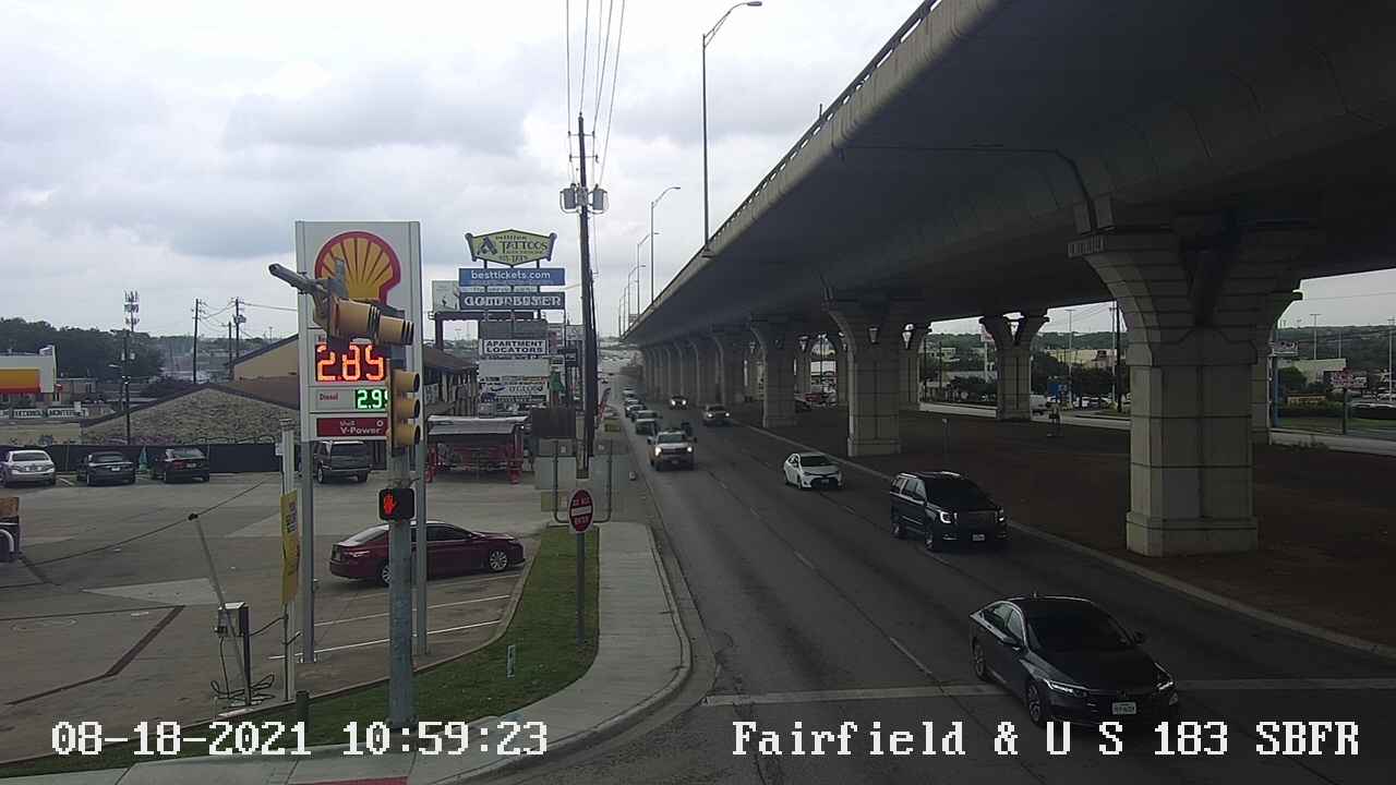 Traffic Cam  RESEARCH BLVD SVRD / FAIRFIELD DR