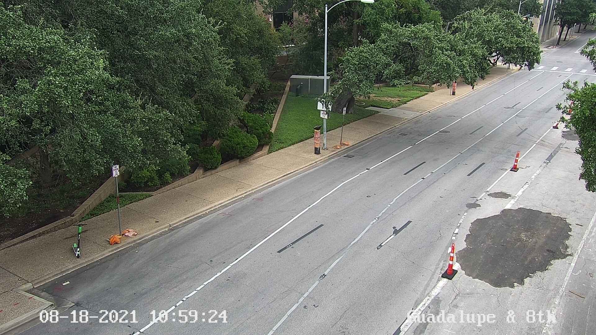 Traffic Cam  GUADALUPE ST / 8TH ST