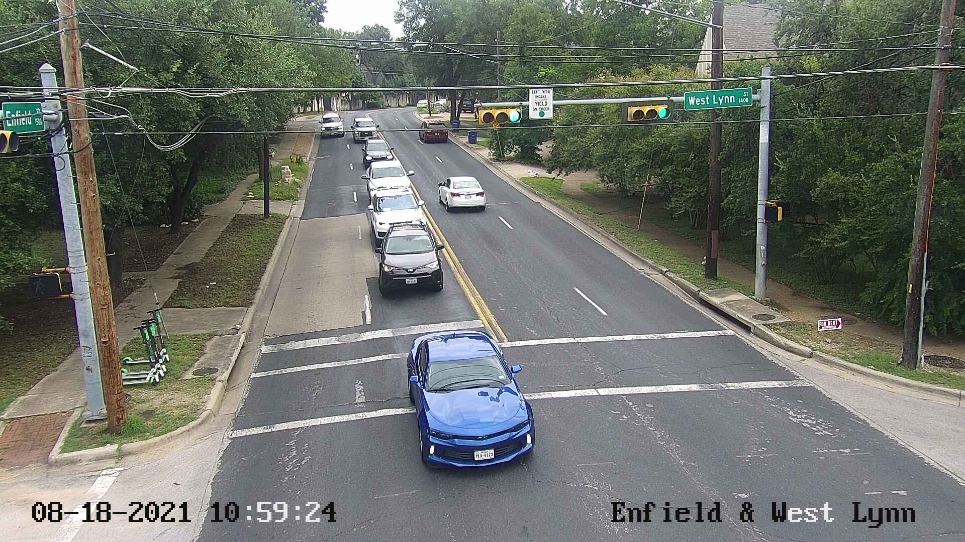 Traffic Cam  ENFIELD RD / WEST LYNN ST
