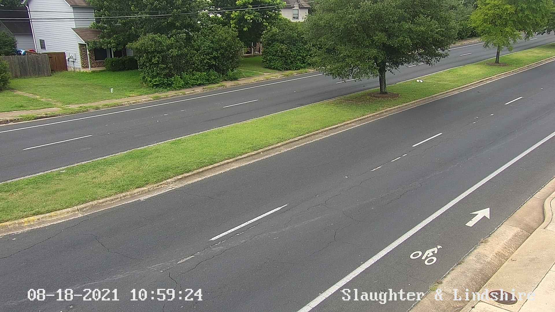 Traffic Cam  SLAUGHTER LN / LINDSHIRE LN