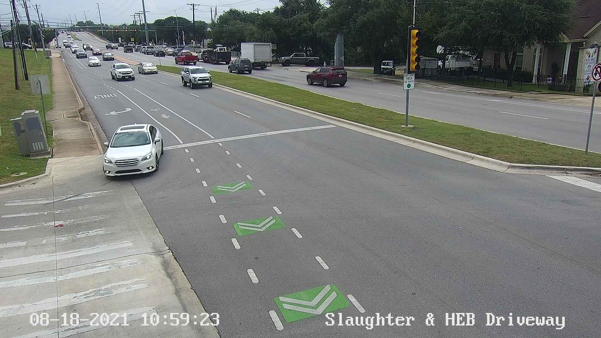 Traffic Cam 2000 BLK W SLAUGHTER LN (HEB)