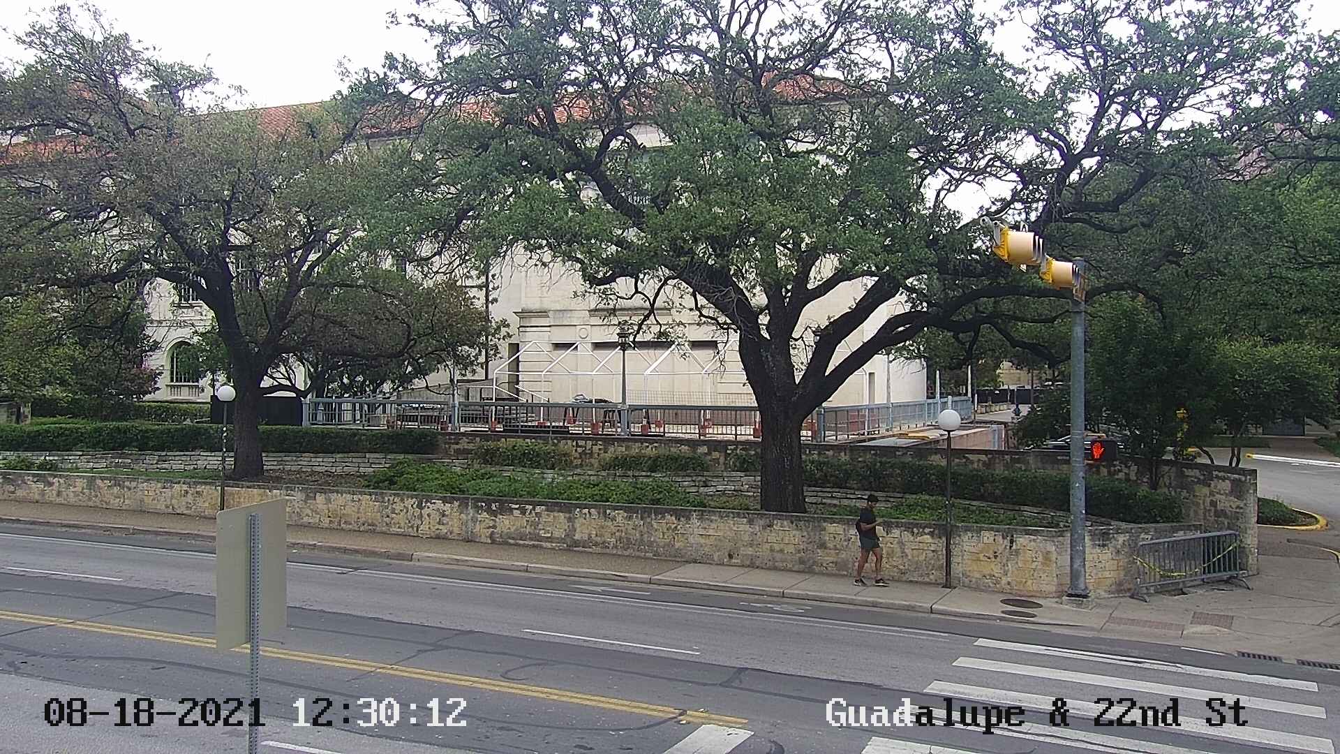 Traffic Cam  GUADALUPE ST / 22ND ST