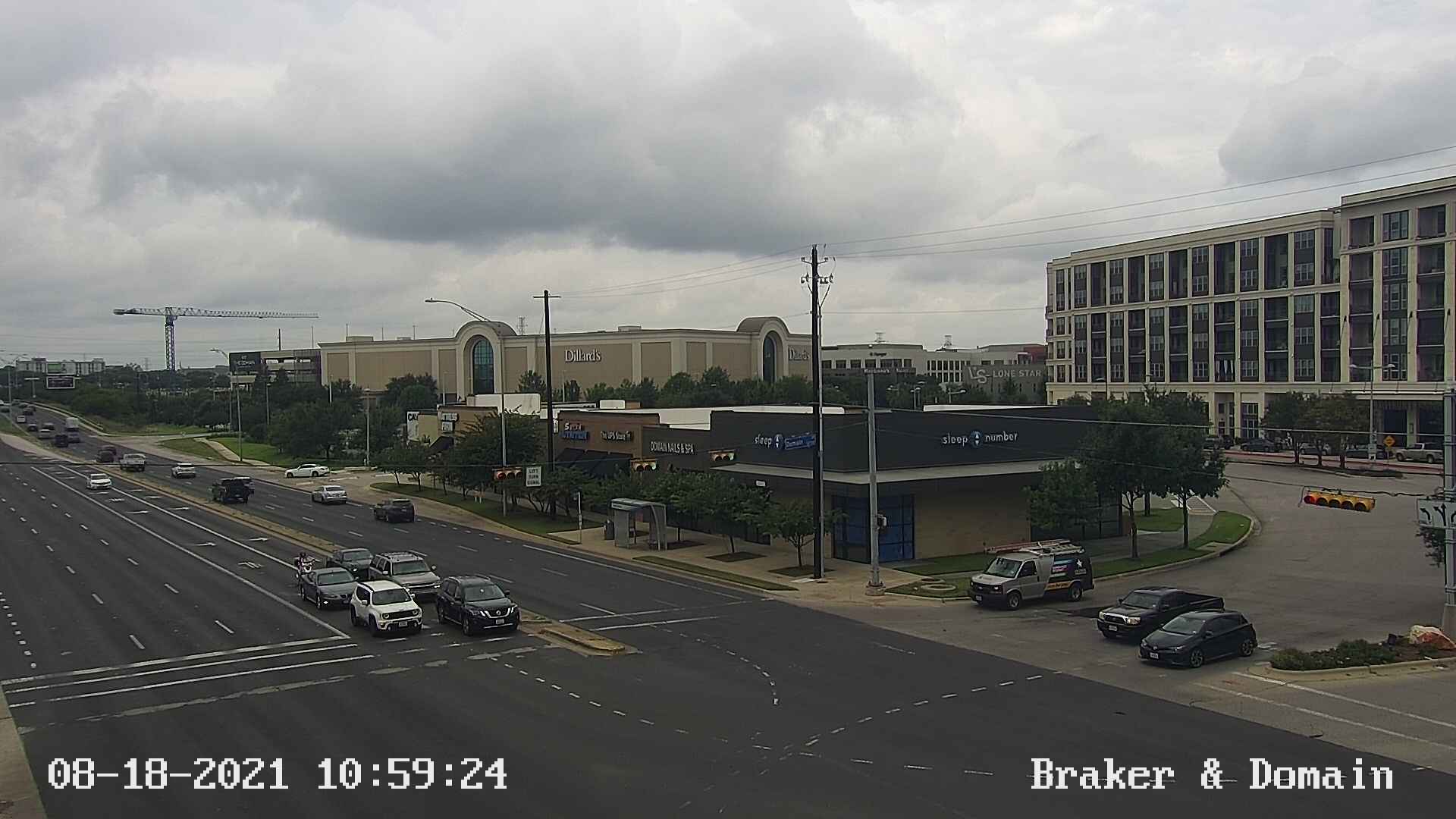 Traffic Cam  BRAKER LN / DOMAIN DR (Pickle Research Campus Driveway)